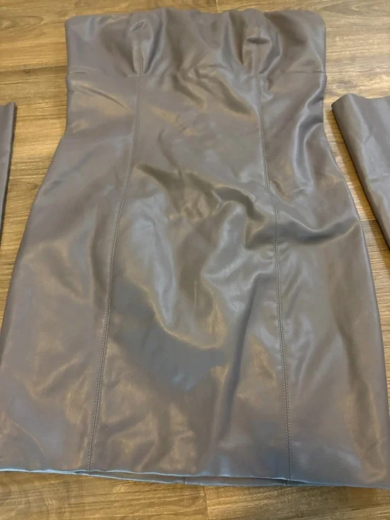 Strapless Faux Leather Mini Dress with Removable Sleeves - Dark Gray - Picture 4 of 6